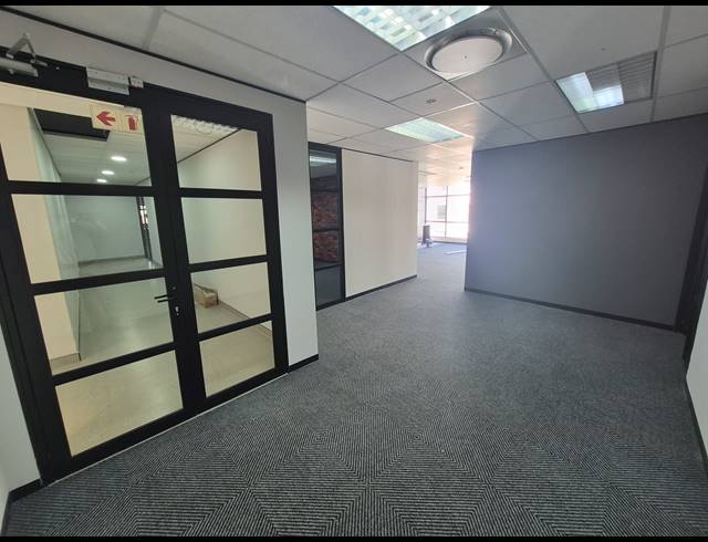 154M² OFFICE TO LET IN RIVONIA